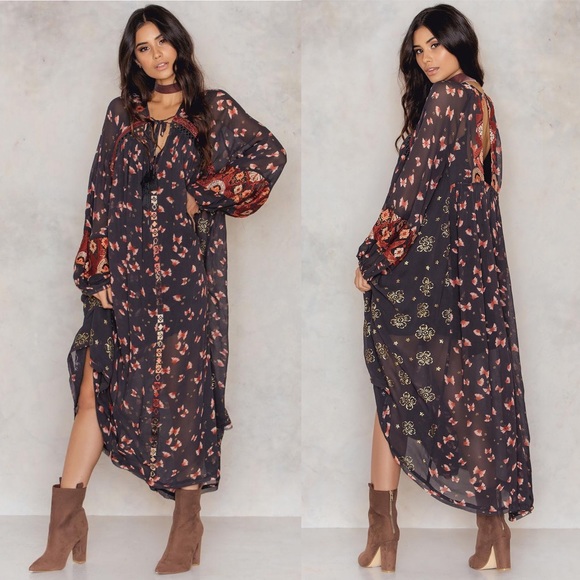 Free People Dresses & Skirts - Free People Viceroy Embroidered Maxi Dress